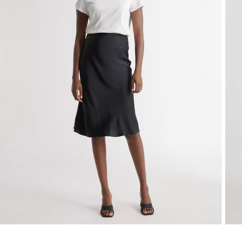 Quince. Stylish Black Satin Skirt. Washable. Size M.
